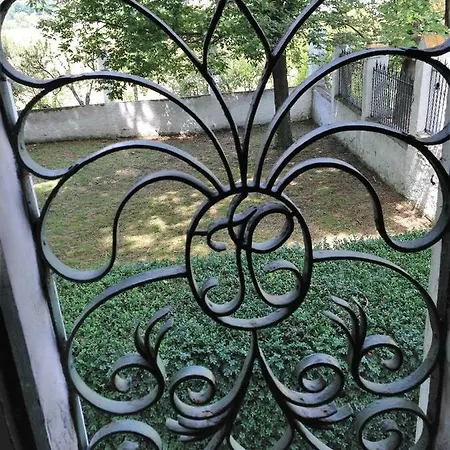 בית נופש Torre De Codinac San Pedro de Torelló