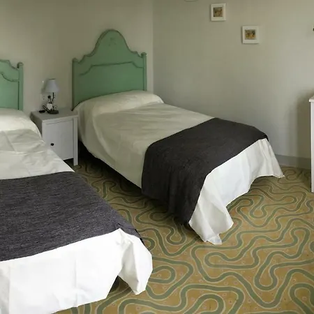 Torre De Codinac 펜션